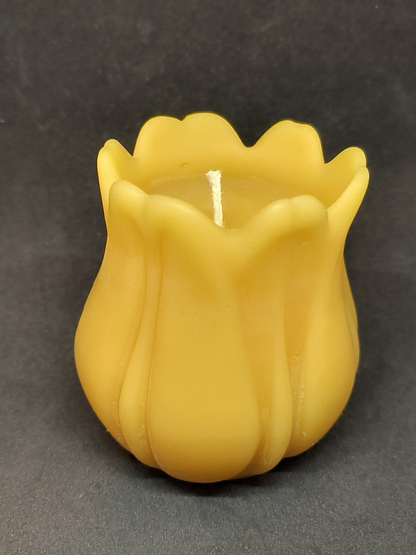 Tulip Candle