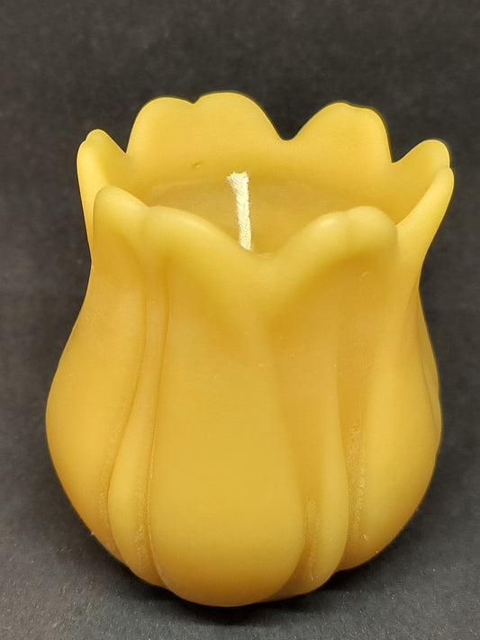 Tulip Candle